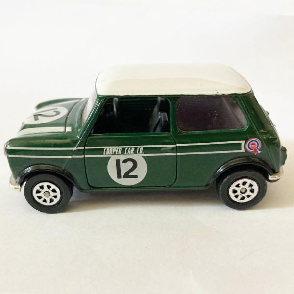 Corgi | 98142 Mini Cooper Coopers Garage #12 dark green/white